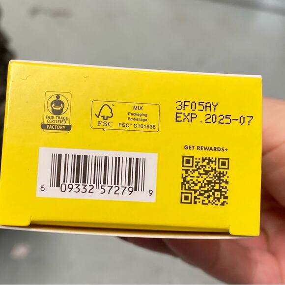 New 3 ELF SUNTOUCHABLE! Whoa Glow SPF 30 Sun Protection + Makeup Primer Sunburst - Picture 5 of 8